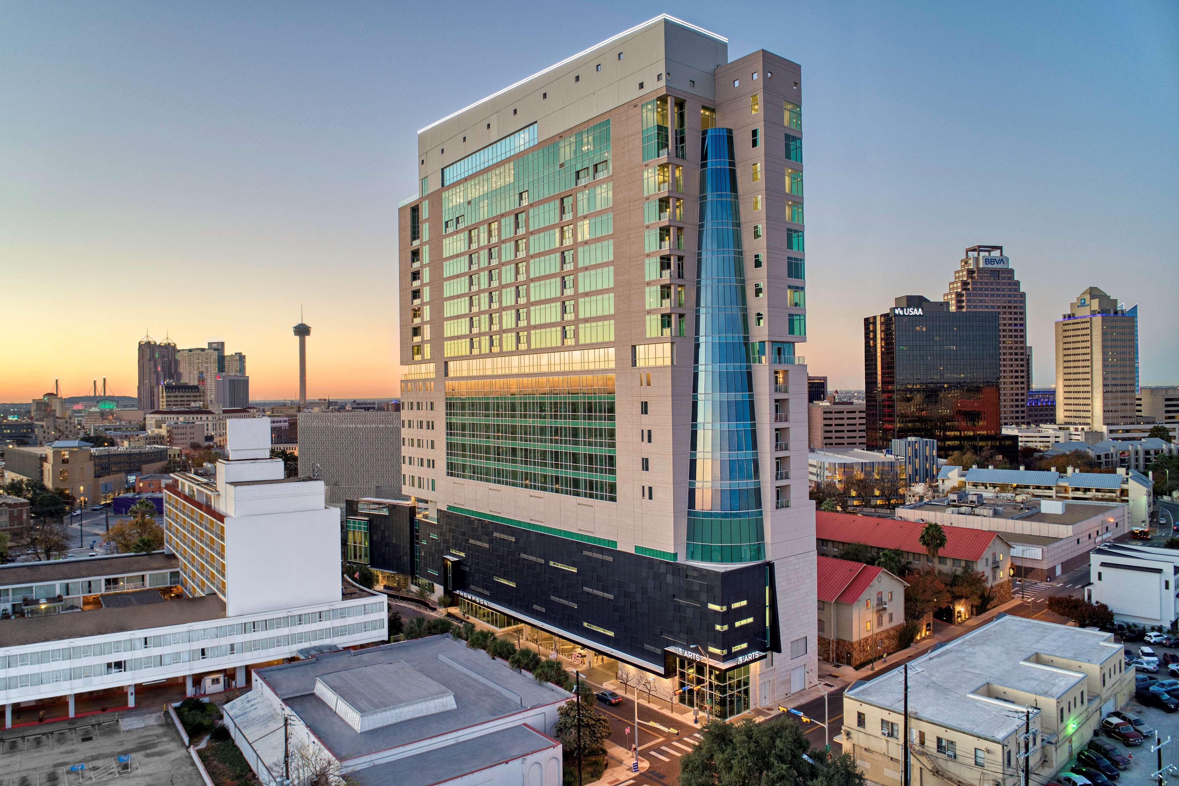 Thompson San Antonio - Riverwalk, By Hyatt Hotel Exterior photo