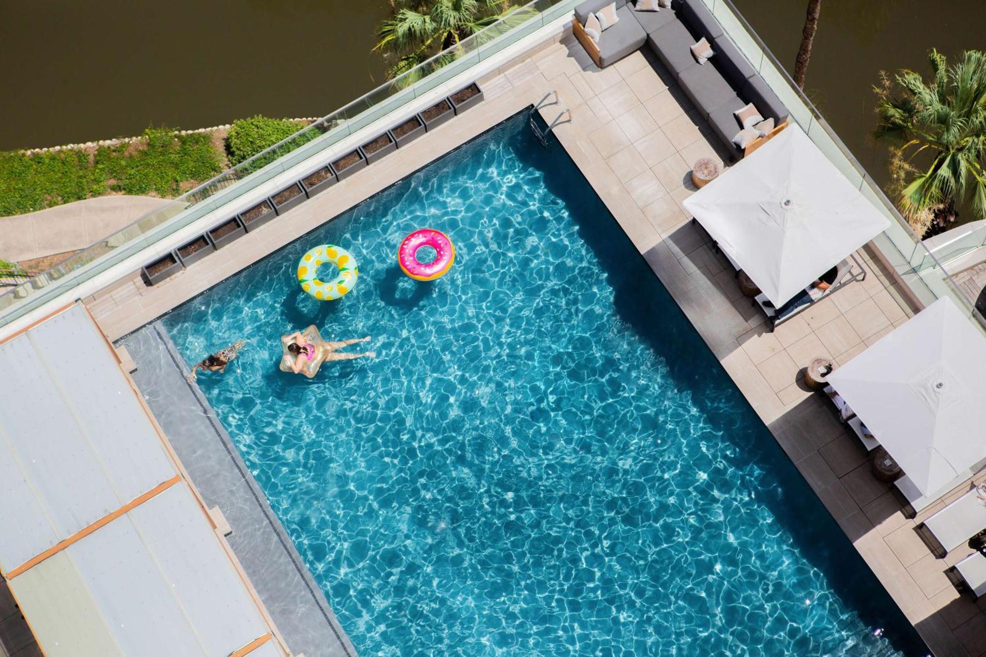 Thompson San Antonio - Riverwalk, By Hyatt Exterior photo